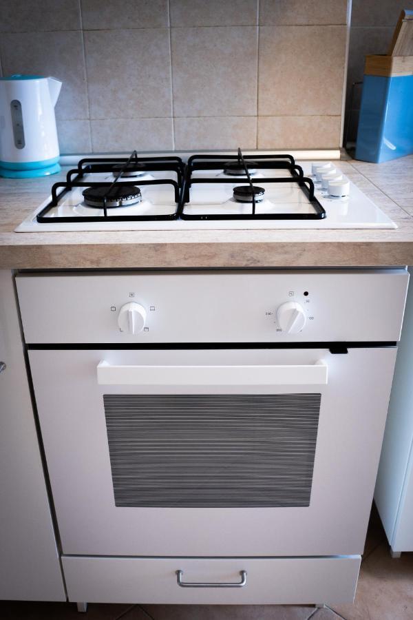 Nonna Pina Guest House Moderno Appartamento Vicino Metro AWifi,Netflix Rome Bagian luar foto