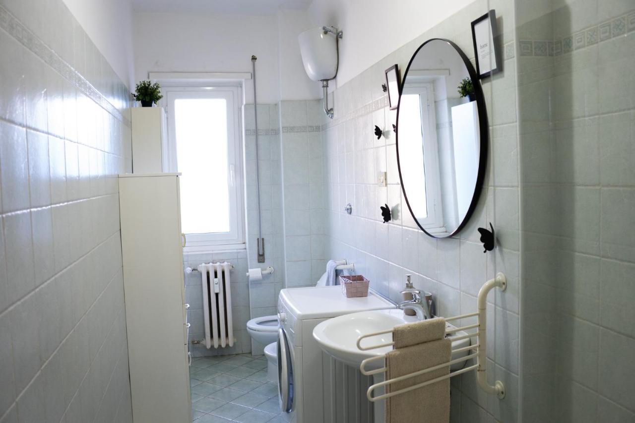 Nonna Pina Guest House Moderno Appartamento Vicino Metro AWifi,Netflix Rome Bagian luar foto