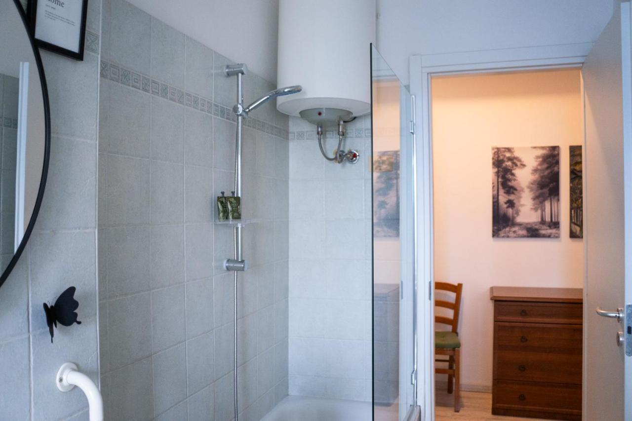 Nonna Pina Guest House Moderno Appartamento Vicino Metro AWifi,Netflix Rome Bagian luar foto