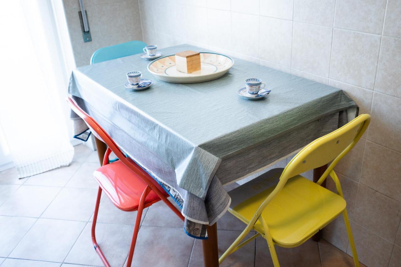 Nonna Pina Guest House Moderno Appartamento Vicino Metro AWifi,Netflix Rome Bagian luar foto