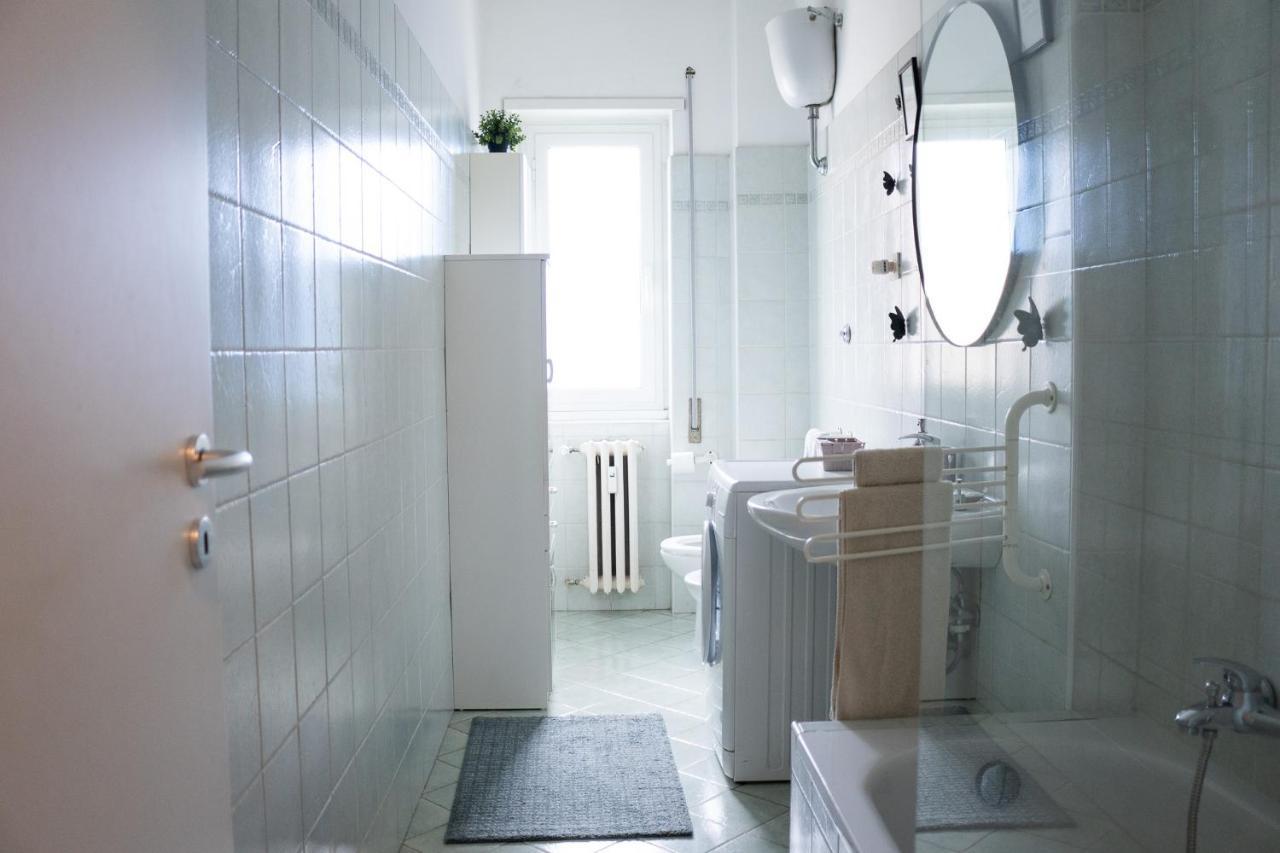 Nonna Pina Guest House Moderno Appartamento Vicino Metro AWifi,Netflix Rome Bagian luar foto